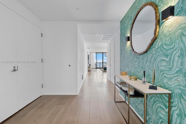 Foto del edificio - 788 NE 23rd St