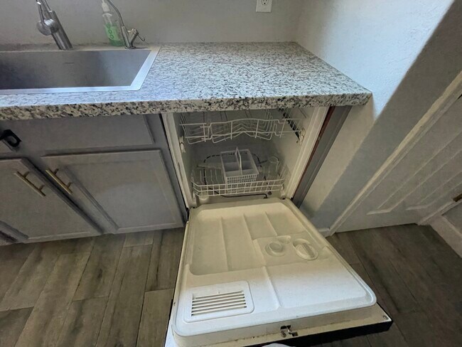 Foto del edificio - 4606 Jeffs Farm