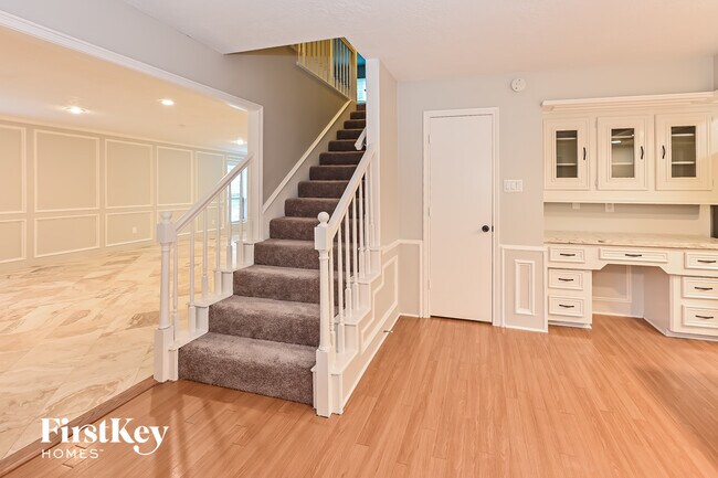 Foto del edificio - 12923 Marron Dr