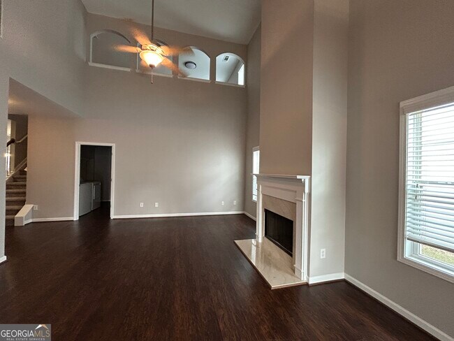 Foto del edificio - 2220 Copper Trail Ln NE