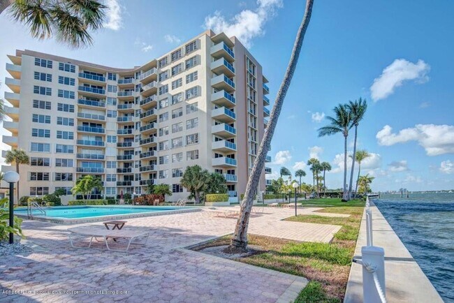 Foto del edificio - 2800 N Flagler Dr