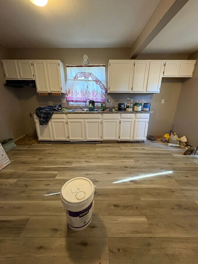 Foto del edificio - Three Bedroom Single Family Home!