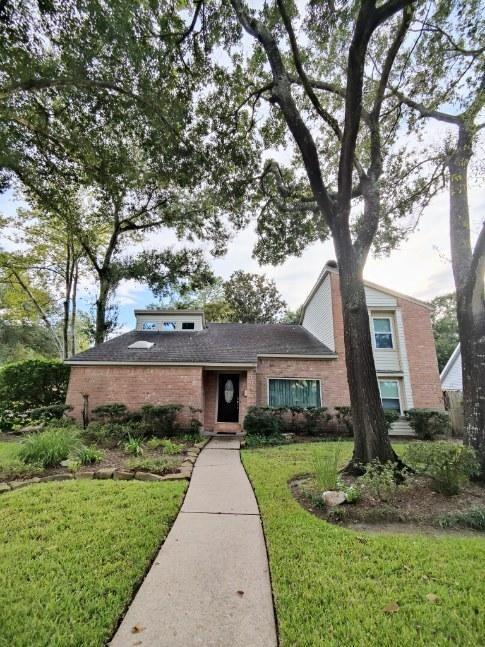 Building Photo - 19423 Enchanted Oaks Dr