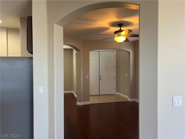 Foto del edificio - 180 Elk Cove Ct
