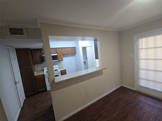 Building Photo - 14600 Fonmeadow Dr