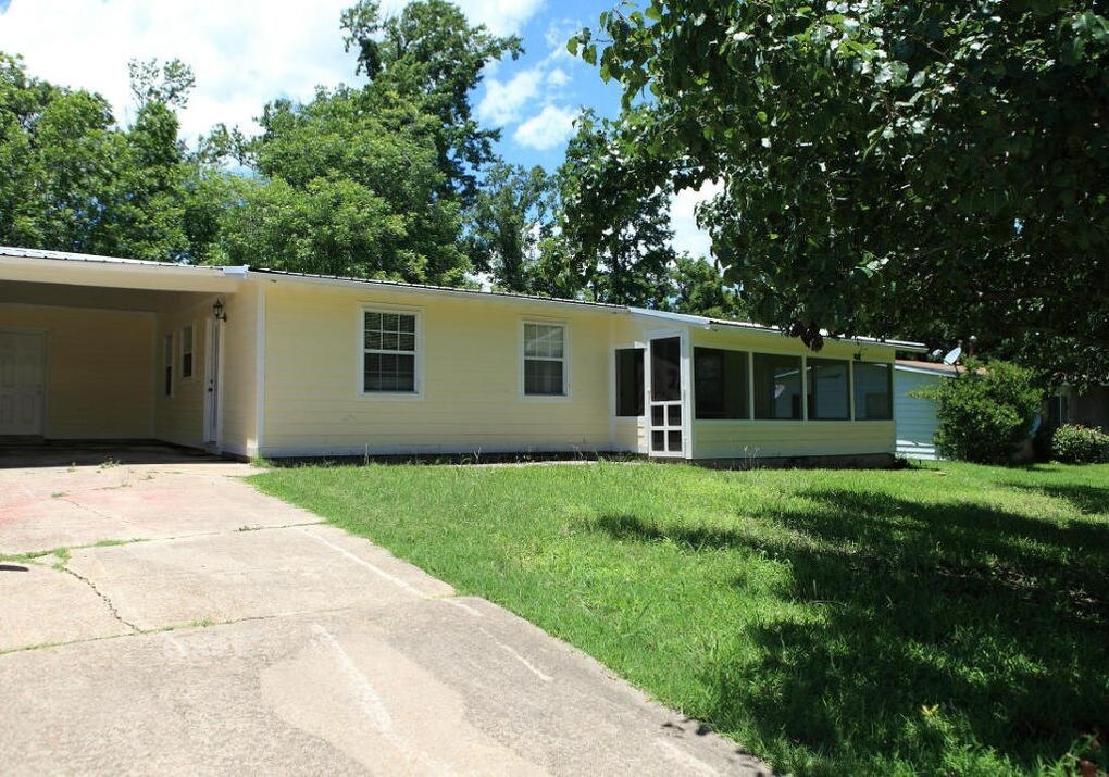 Primary Photo - 904 Kings Rd