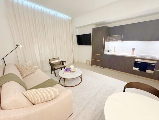 Building Photo - 159 NE 6th St