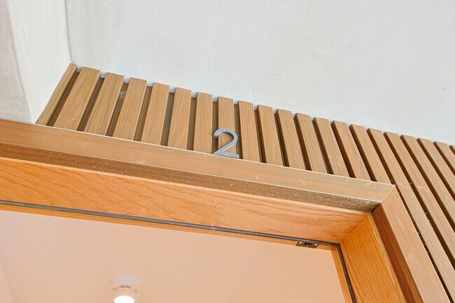 Building Photo - 4658 Fulton Ave