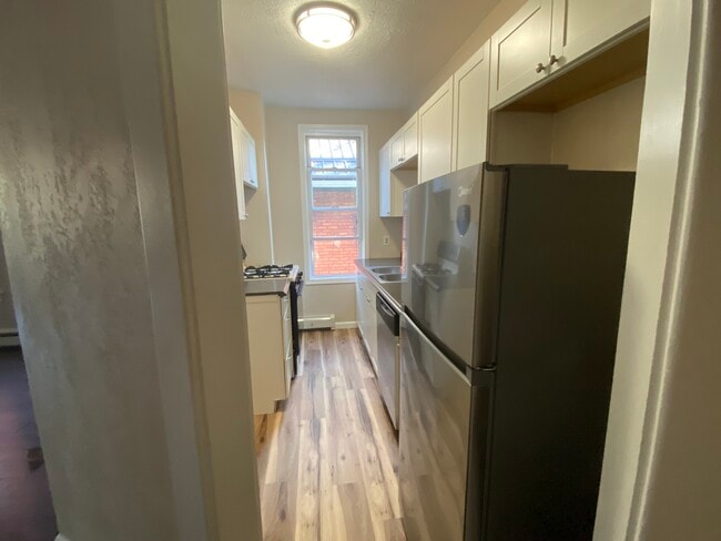 galley kitchen - 1509 12th St