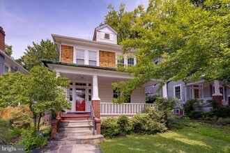 Building Photo - 4209 Ellicott St NW