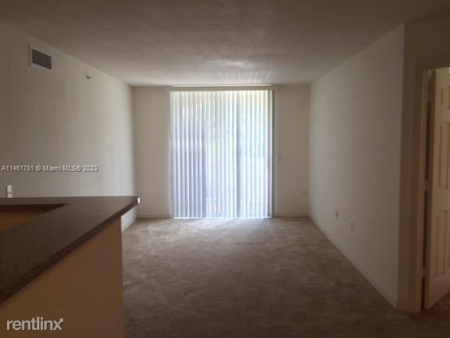Building Photo - 3 br, 2 bath House - 13800 NE 3rd Ct Apt 305