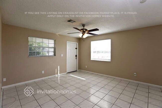 Foto del edificio - 11520 SW 193rd St