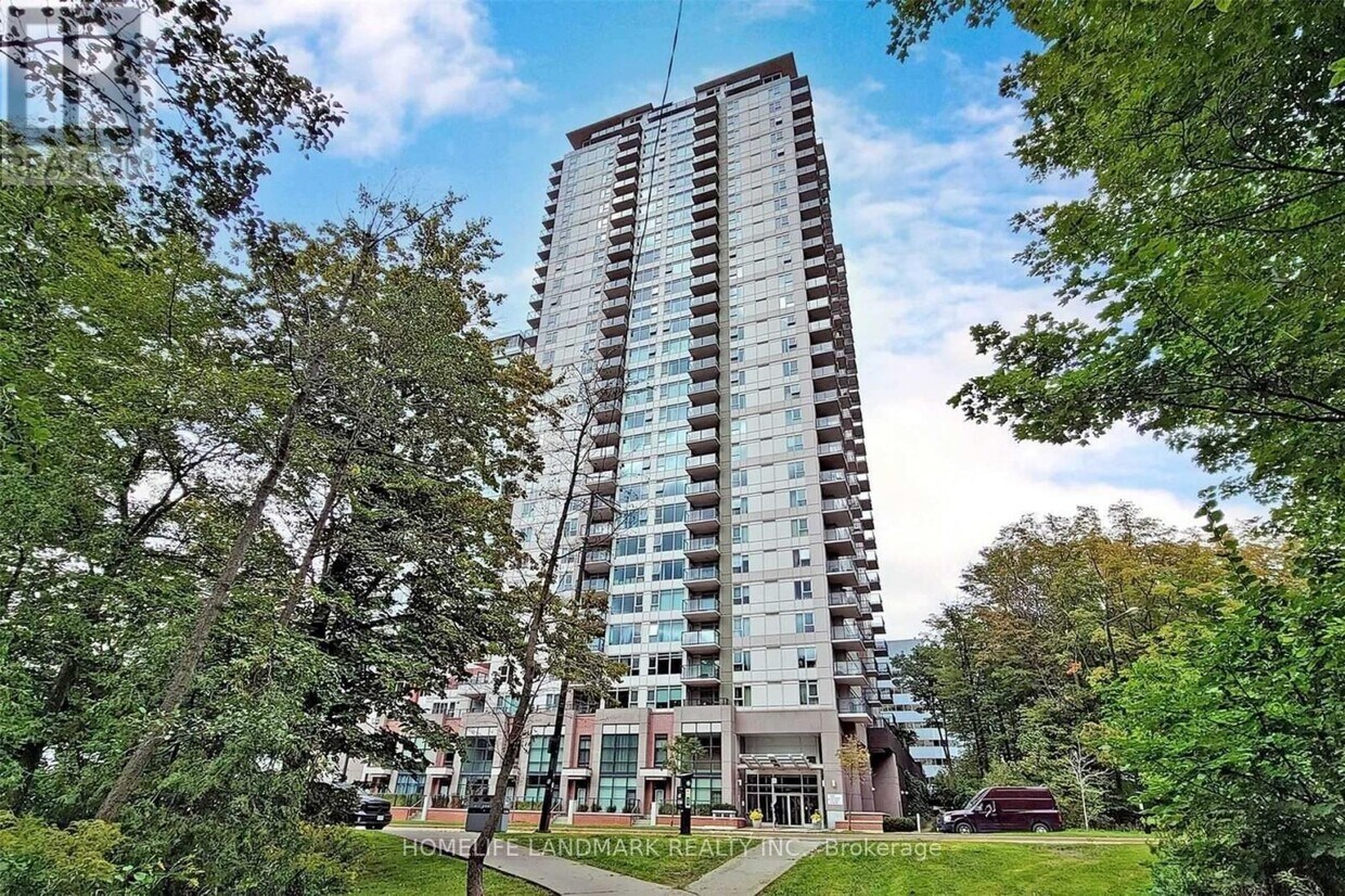 Photo principale - 190-2190 Borough Dr