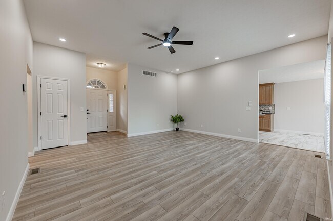 Building Photo - 3555 Katalla Dr