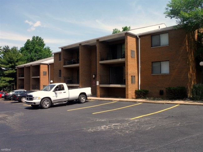 Building Photo - 7168 Baptist Rd