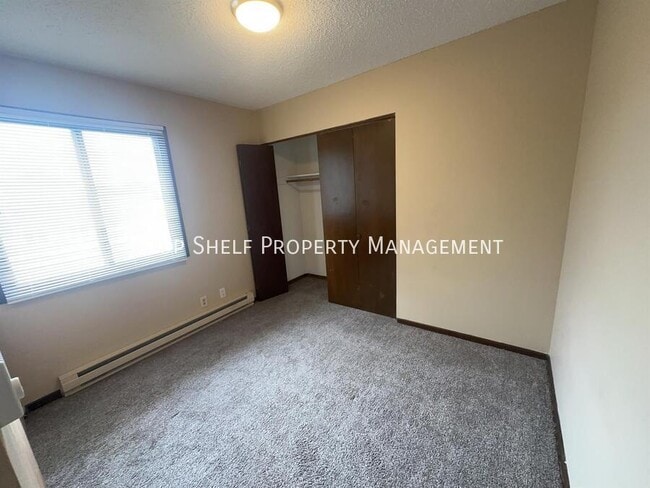 Building Photo - 103 S Grant-5