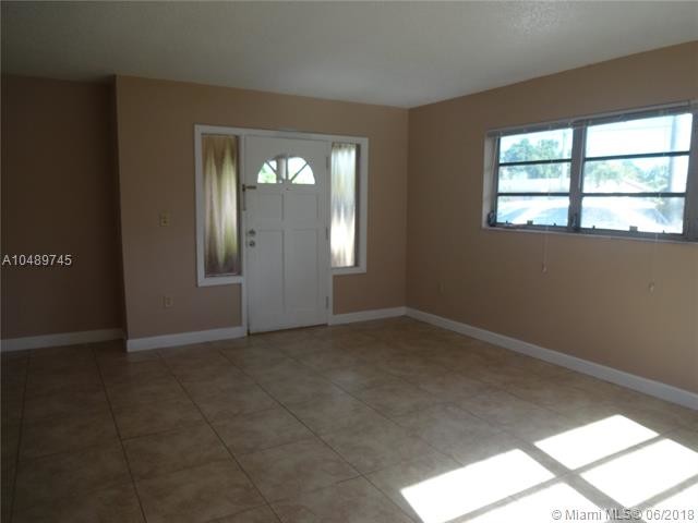 Building Photo - 9323 SW 168th St