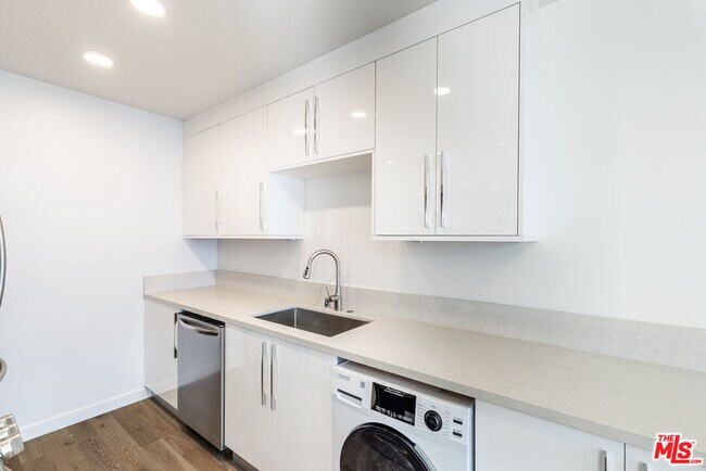 Foto del edificio - 1026 6th St