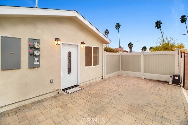 Building Photo - 1013 E Angeleno Ave