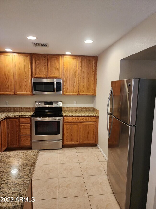 Foto del edificio - 14213 N Brunswick Dr