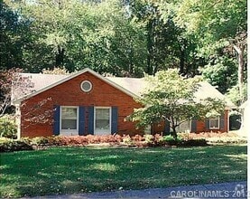 Building Photo - 4824 Farm Pond Ln