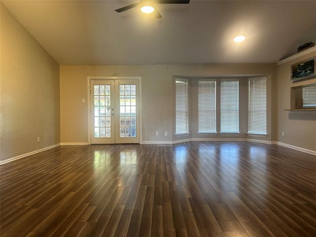 Building Photo - 419 Creekwood Ln