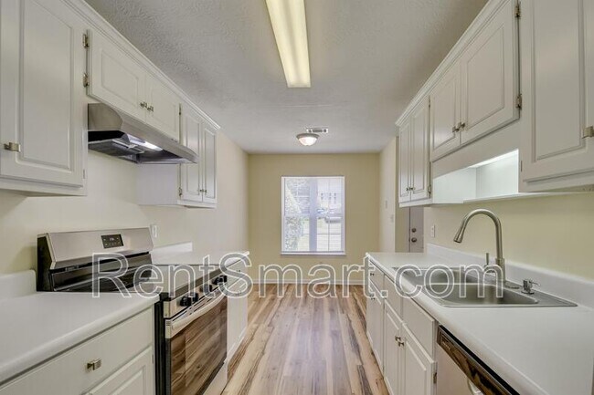Foto del edificio - 355 Crawford Mill Ln