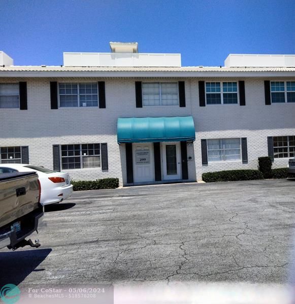 Foto del edificio - 299 SW 7th St