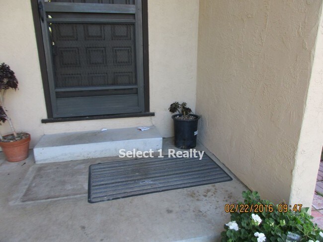 Foto del edificio - 2833 Countrywood Dr
