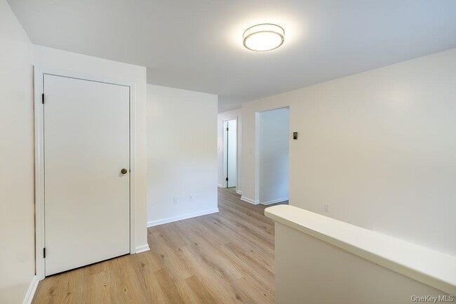 Building Photo - 2145 Saw Mill River Rd