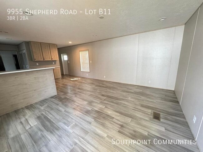Building Photo - 9955 Shepherd Rd