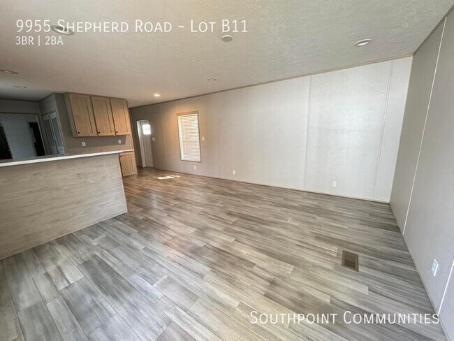 Foto del edificio - 9955 Shepherd Rd