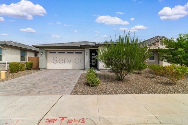 Building Photo - 6724 W Discovery Dr