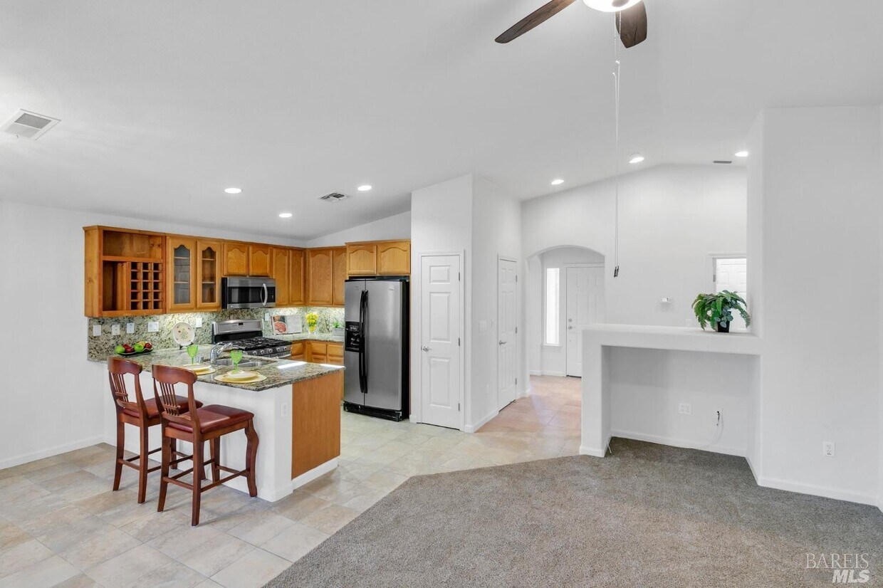 Foto principal - 807 Riverwood Ln