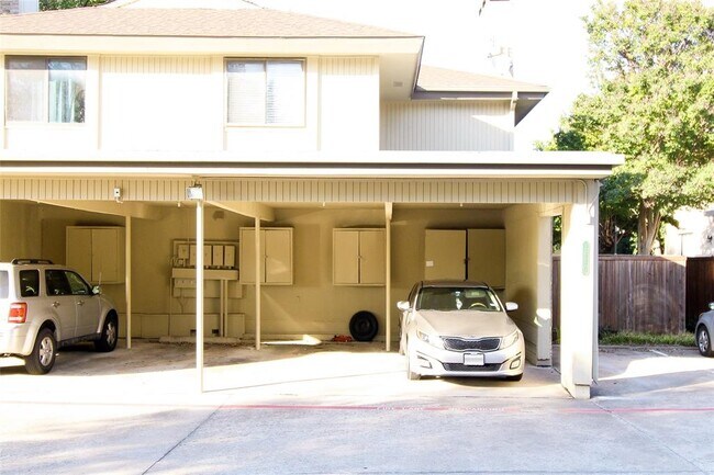 Foto del edificio - 2630 Custer Pkwy