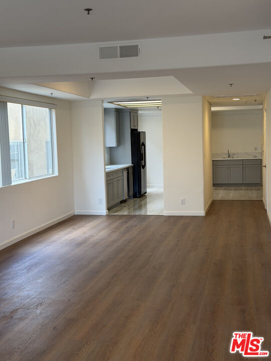 Building Photo - 1240 Amherst Ave