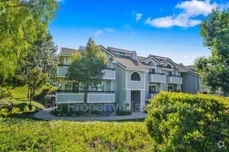 Building Photo - 26941 Rainbow Glen Dr