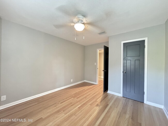Foto del edificio - 3219 Oak St
