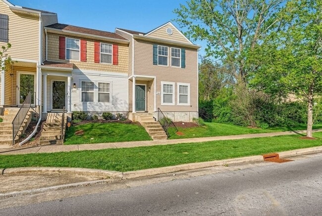 Building Photo - 5855 Monroe Crossing