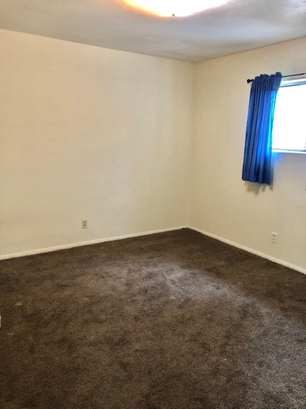 Building Photo - 2640 Yori Ave