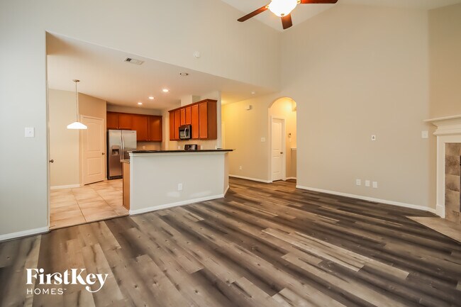 Building Photo - 20203 Ray Falls Dr