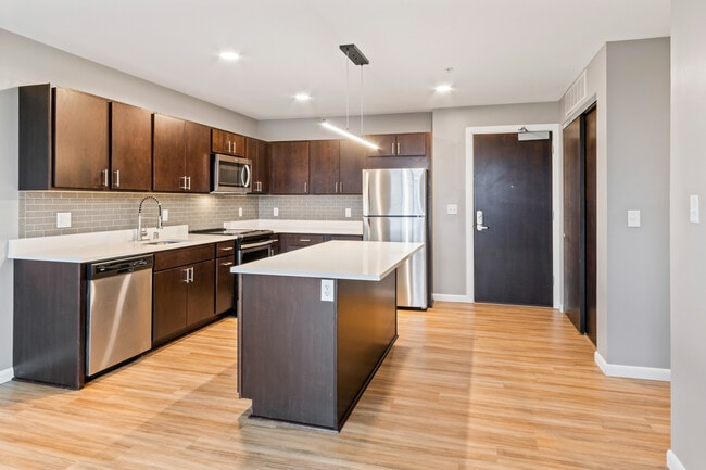 Building Photo - 8041 W Bluemound Rd