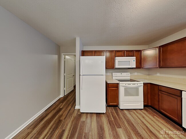 Building Photo - 10707 Tedder Lake Drive Indianapolis IN