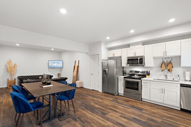 Foto del edificio - 624 E 32nd St