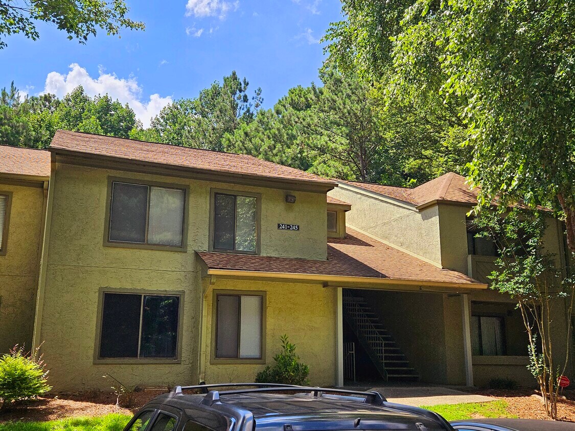 245 Seasons Pkwy, Norcross, GA 30093 Condo for Rent in Norcross, GA