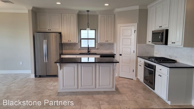 Building Photo - 3 br, 2 bath House - Ironwood 12/39288 Iro...