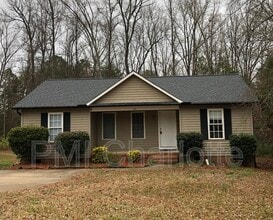 Building Photo - 2519 Hickory Ave