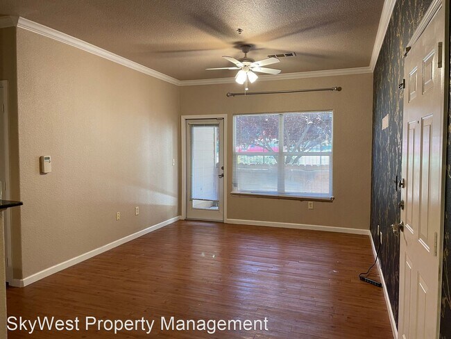 Foto del edificio - 2 br, 2 bath House - 8434 Walerga Rd Apt 115