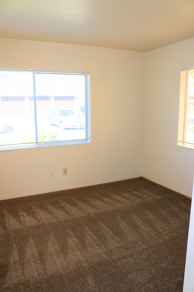 Anjou Club Apartment Homes Apartments Talent, OR