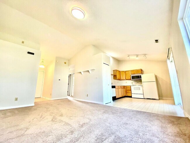 Building Photo - 5325 Rocky Mountain Dr